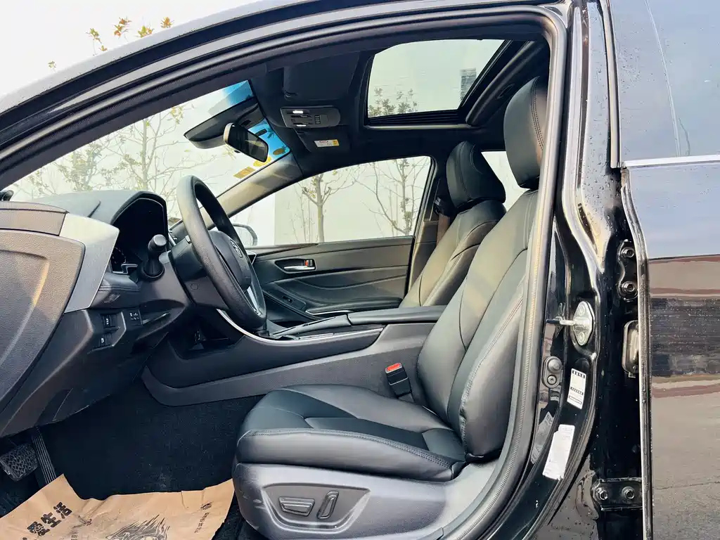 TOYOTA AVALON 2021