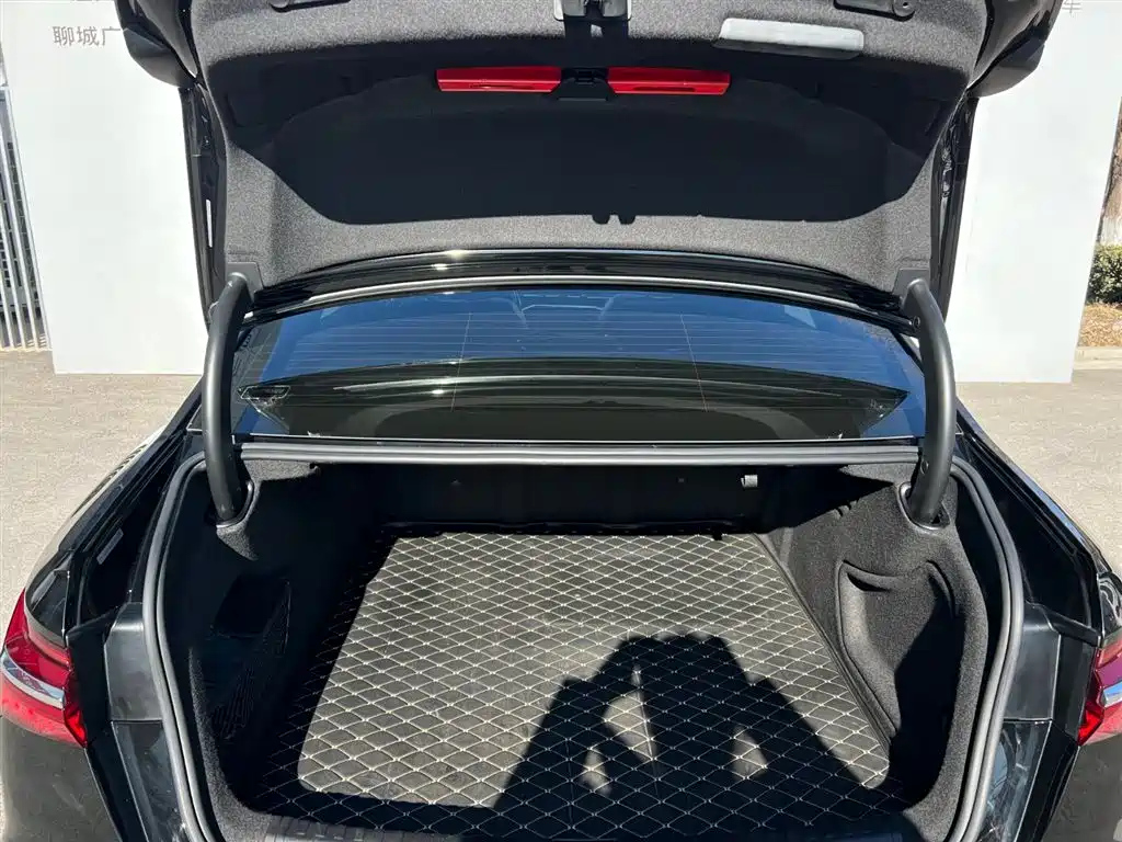AUDI A6L 2021