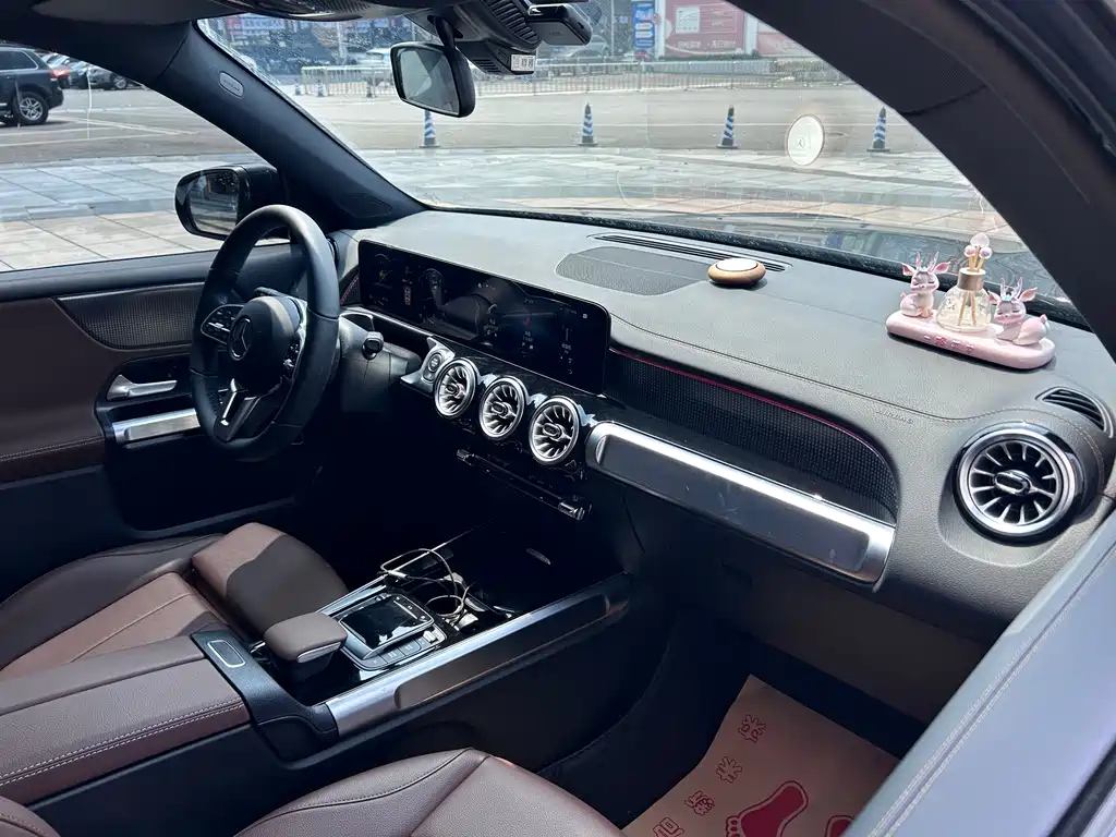 MERCEDES BENZ GLB 2022