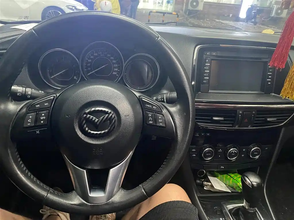 MAZDA ATENZA 2015