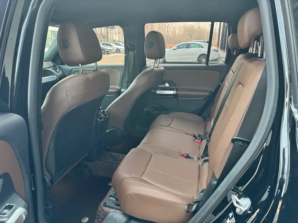 MERCEDES BENZ GLB 2021