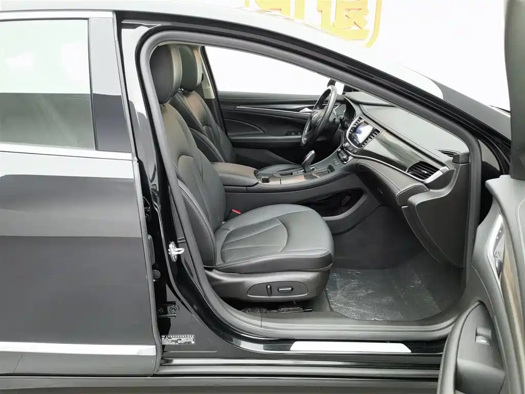 BUICK LACROSSE 2021