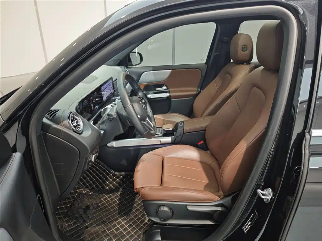 MERCEDES BENZ GLB 2022