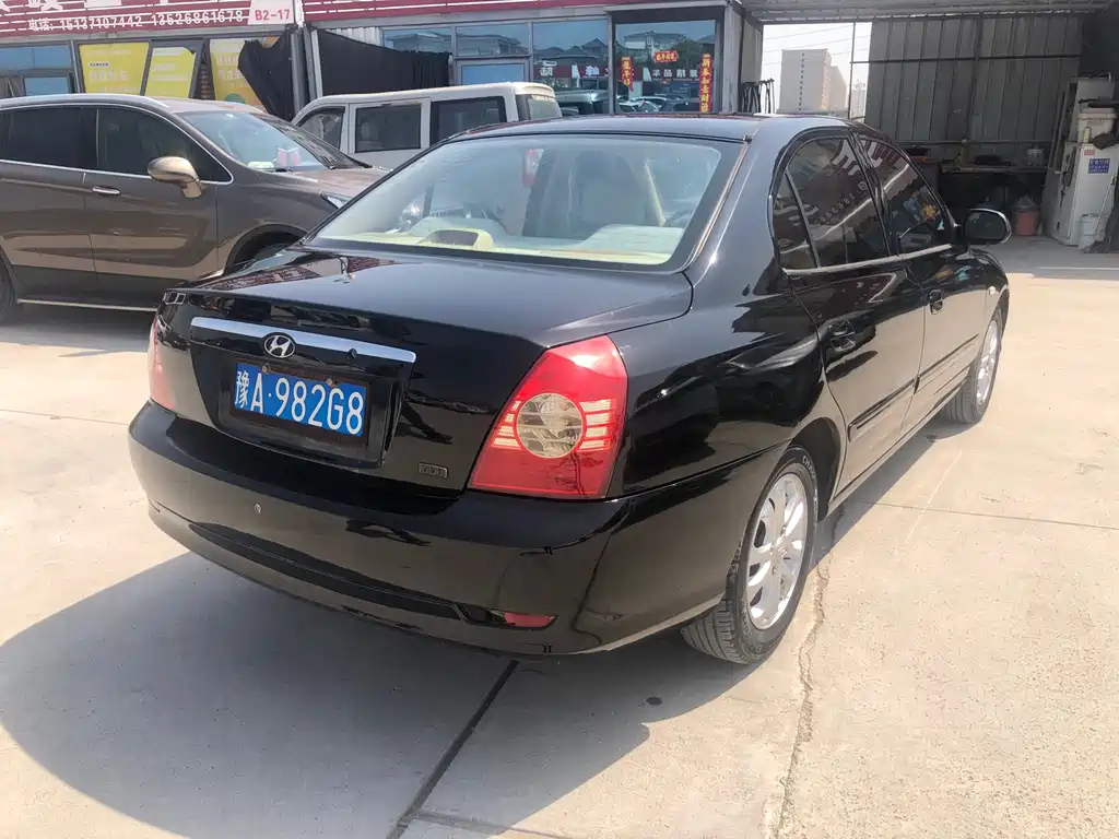HYUNDAI ELANTRA 2010