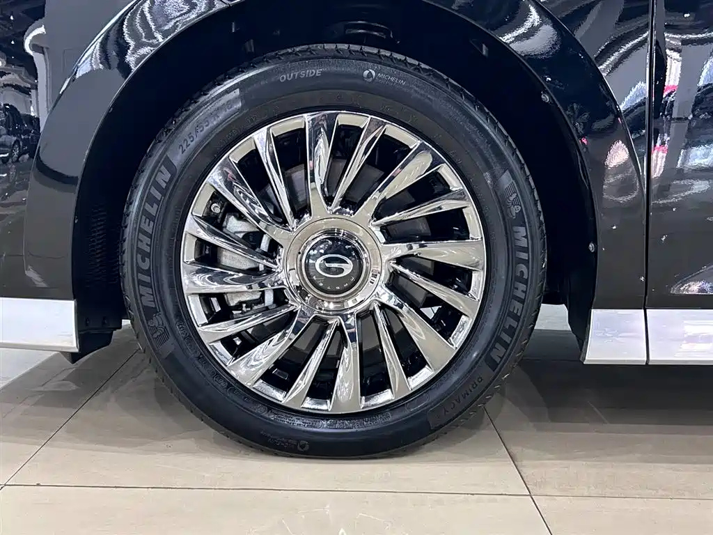 TRUMPCHI M8 2023