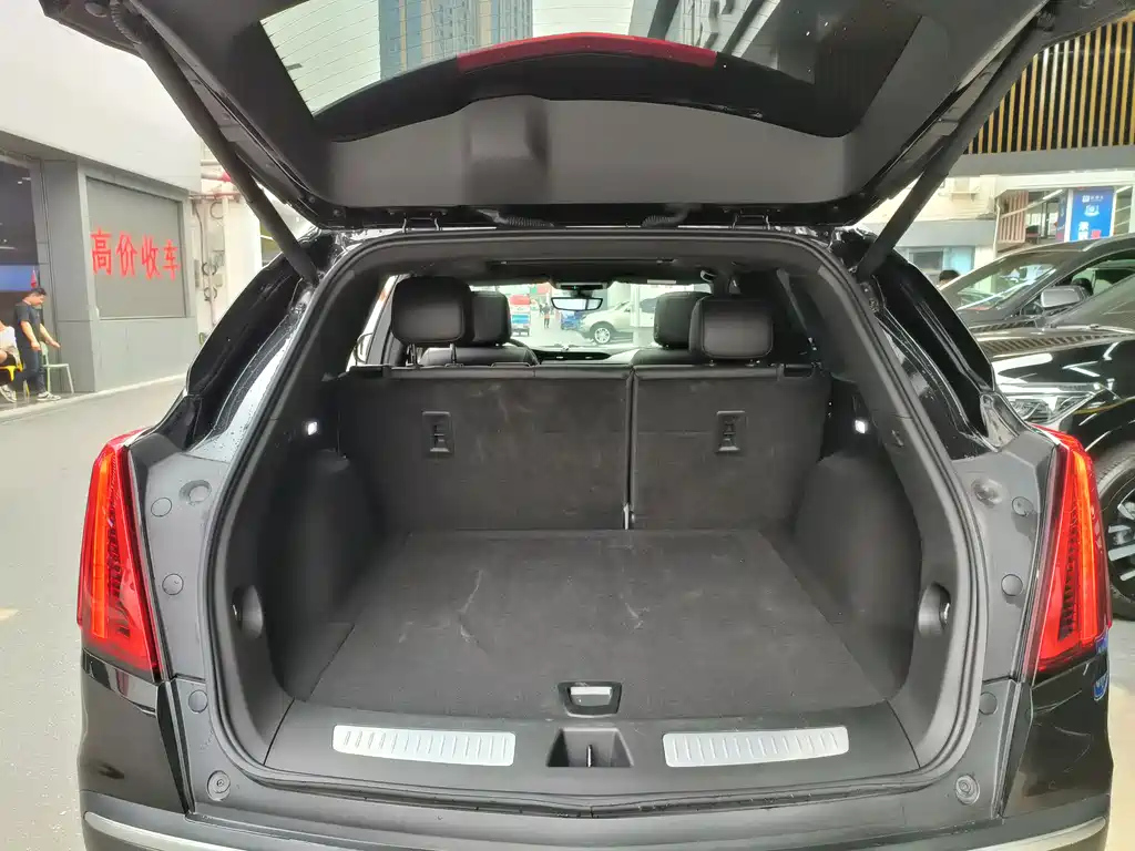 CADILLAC XT5 2020