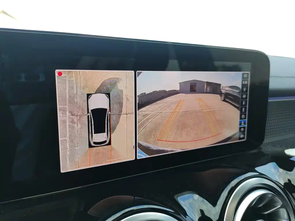 MERCEDES BENZ GLB 2022
