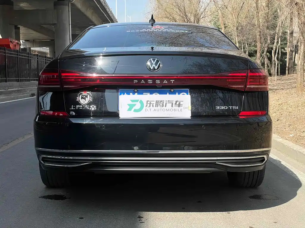 VOLKSWAGEN PASSAT 2022