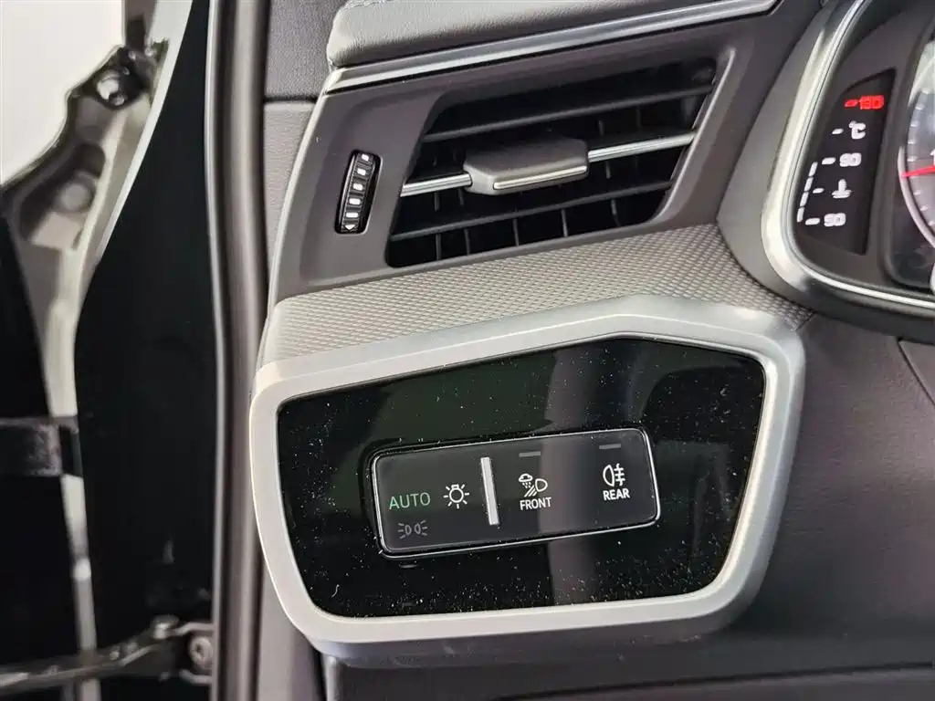 AUDI A6L 2024