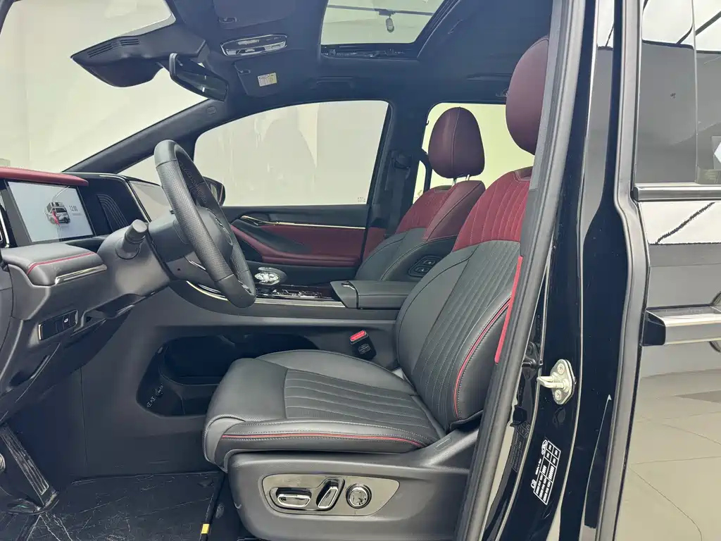 TRUMPCHI M8 2023