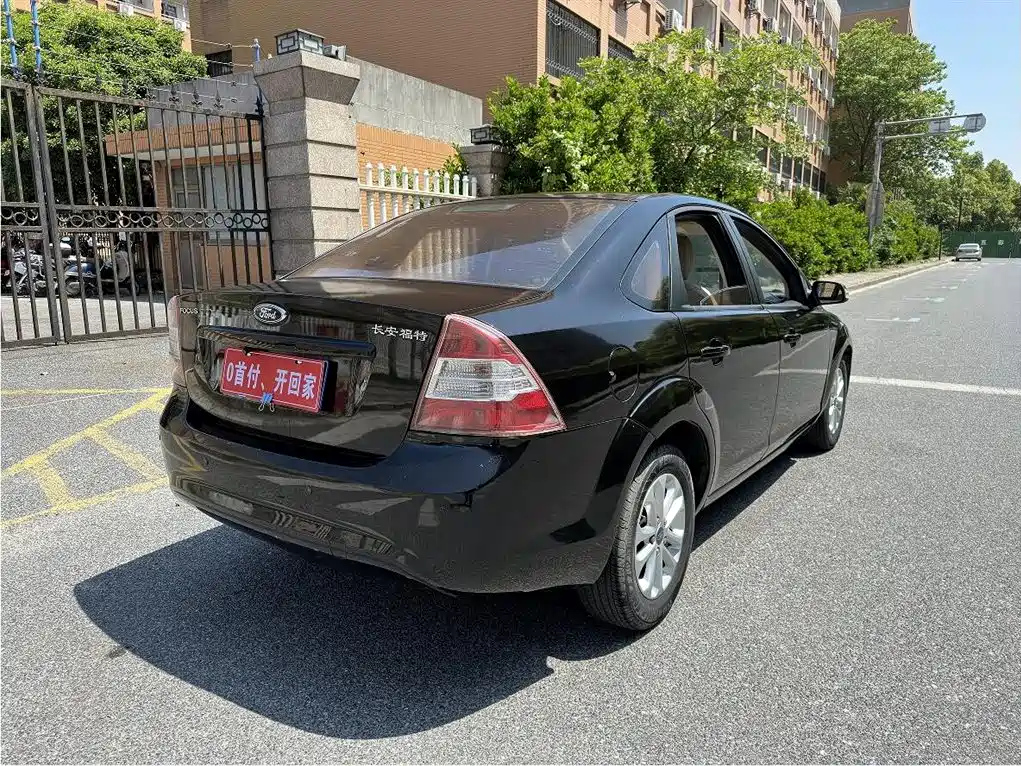 FORD FOCUS 2013