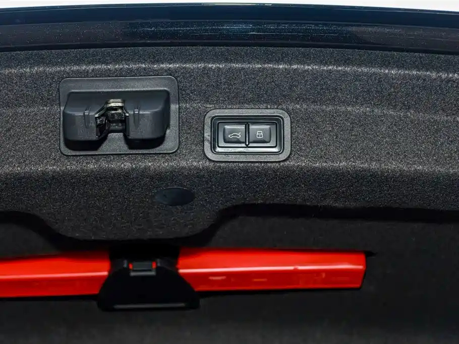 AUDI A6L 2023