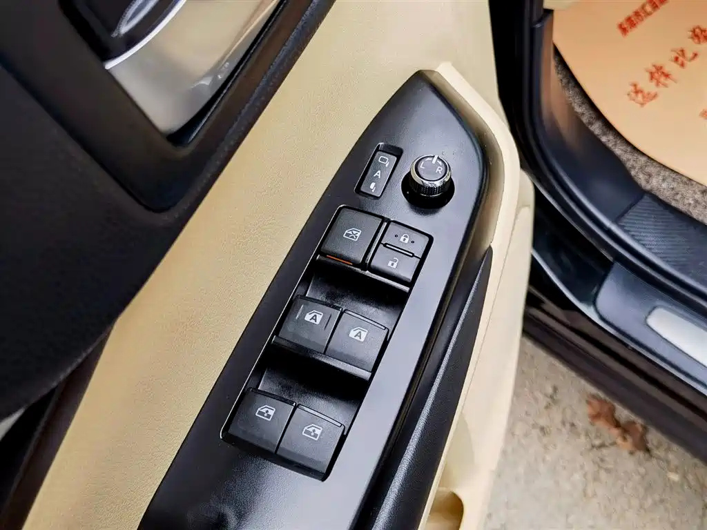 TOYOTA HIGHLANDER 2020