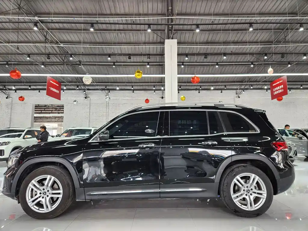 MERCEDES BENZ GLB 2022