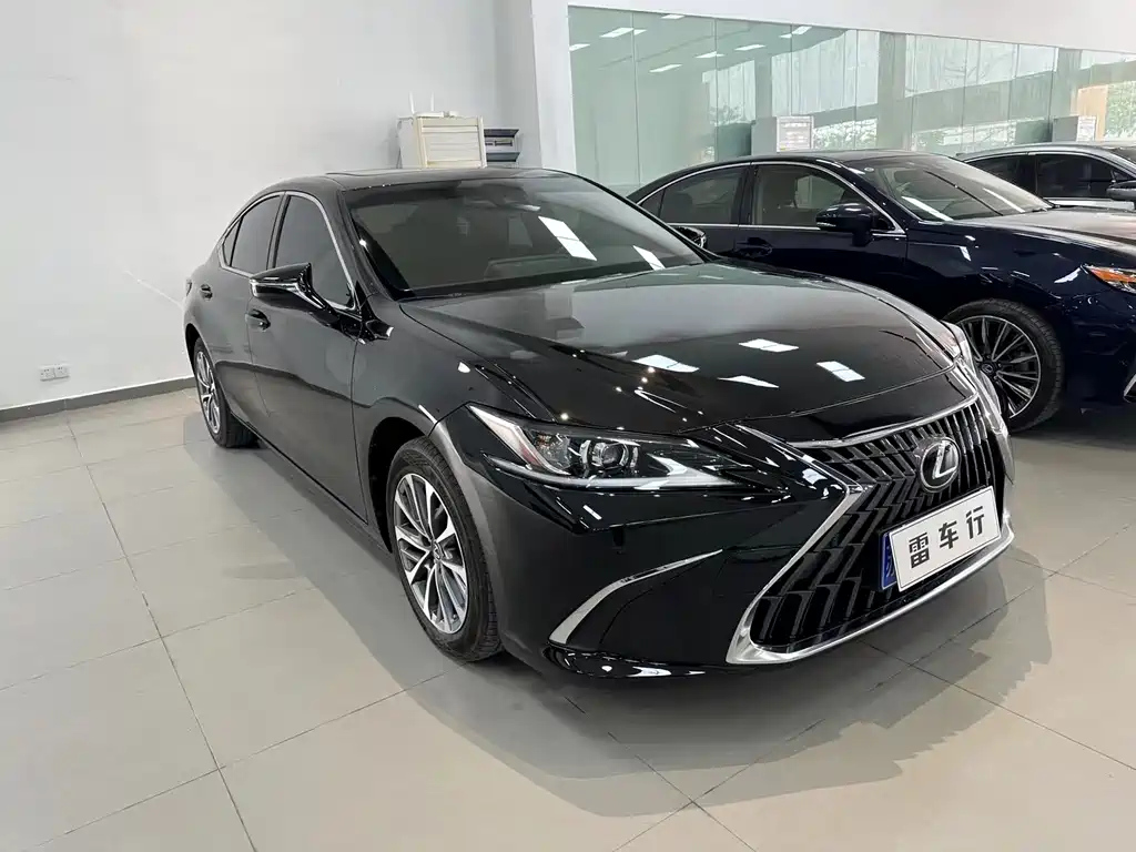 LEXUS ES 2022