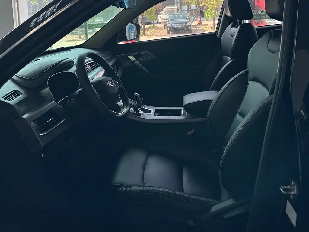 GEELY AUTO BOYUE 2021