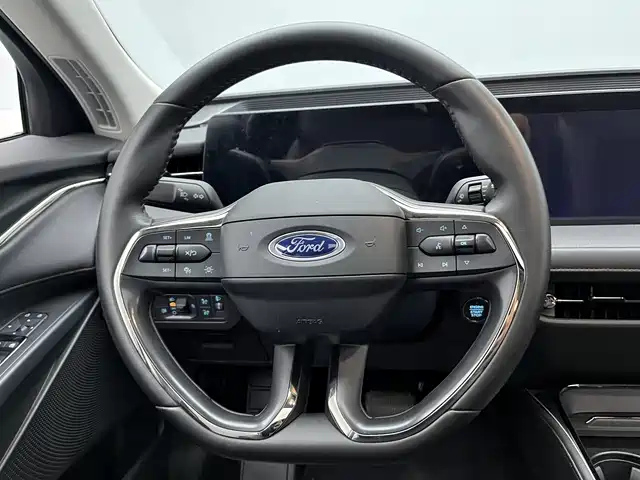 FORD MONDEO 2023