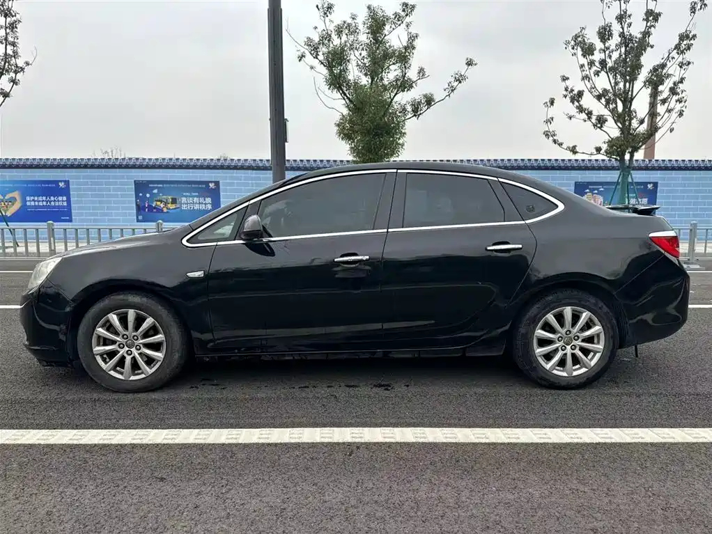BUICK EXCELLE 2012