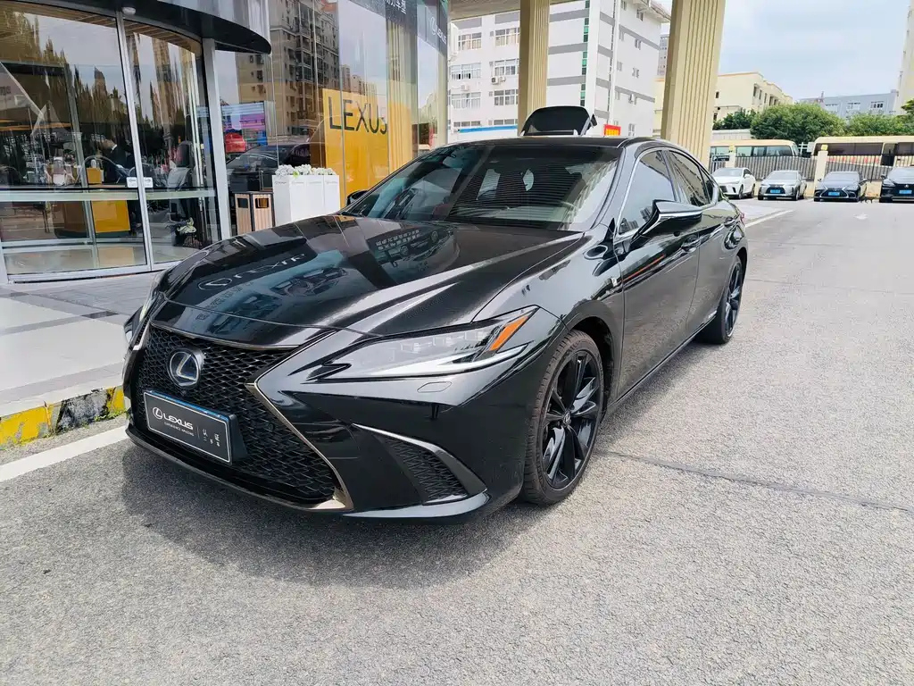 LEXUS ES 2021