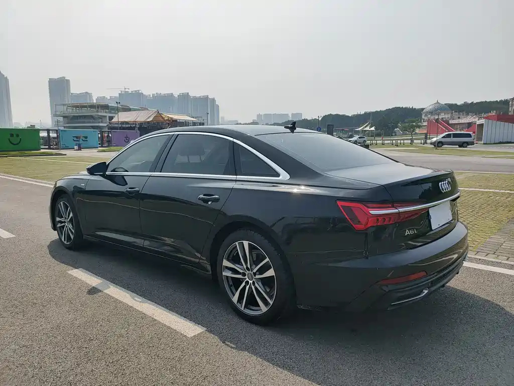 AUDI A6L 2020