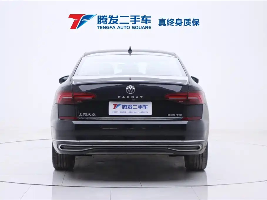 VOLKSWAGEN PASSAT 2021