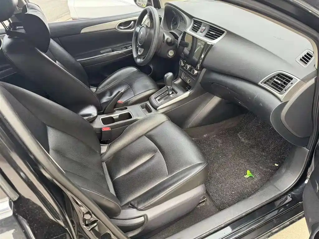 NISSAN SYLPHY 2020
