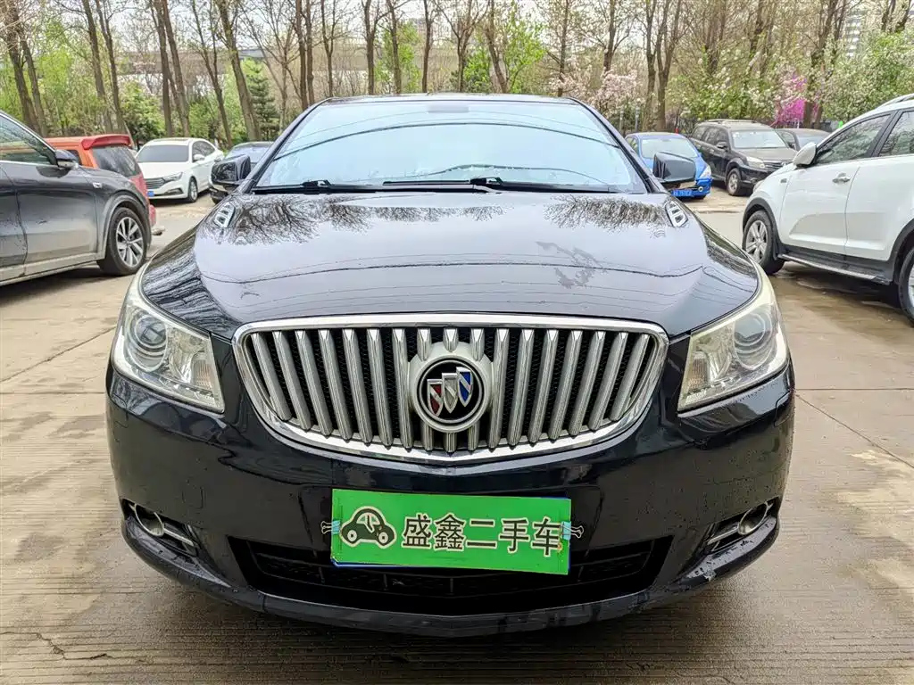 BUICK LACROSSE 2012