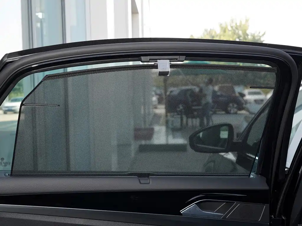 VOLKSWAGEN PASSAT 2023