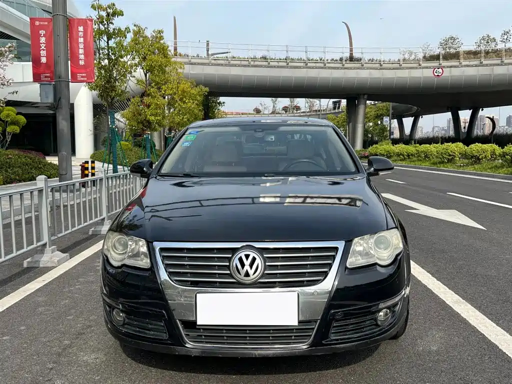 VOLKSWAGEN MAGOTAN 2008