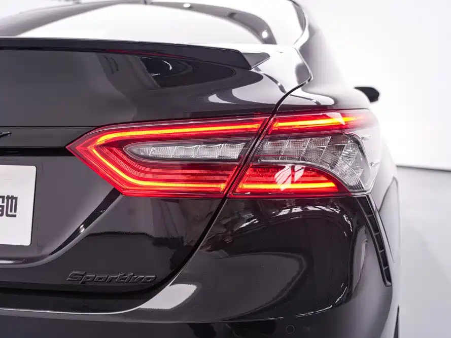 TOYOTA CAMRY 2023