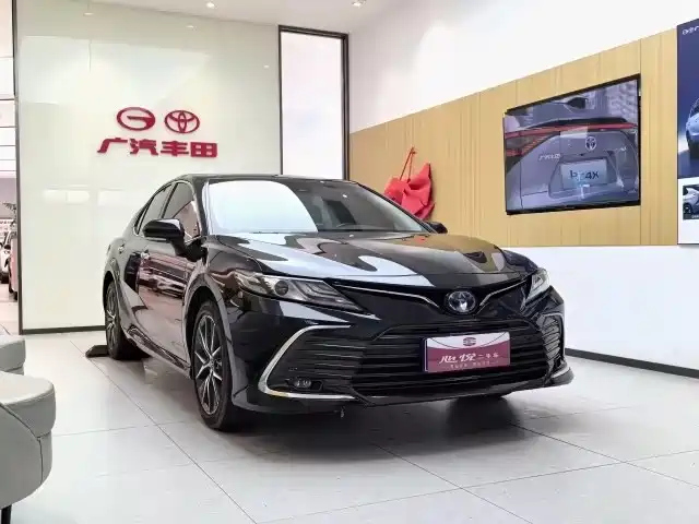 TOYOTA CAMRY 2021