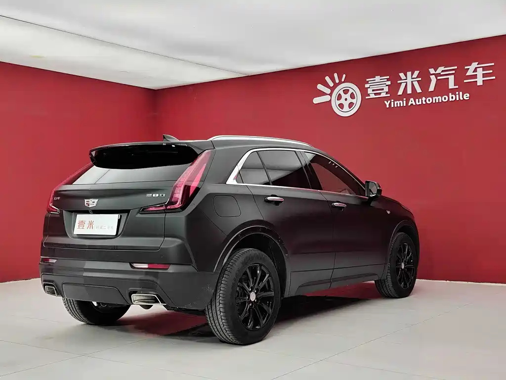 CADILLAC XT4 2021