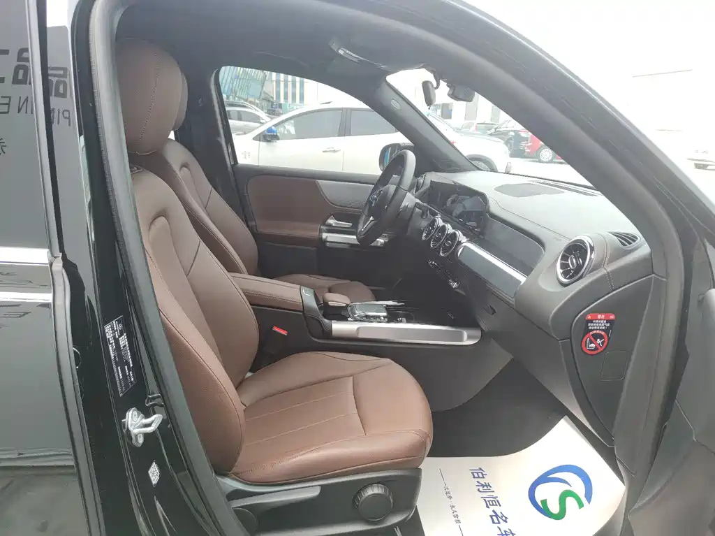 MERCEDES BENZ GLB 2022