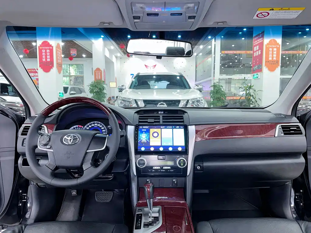 TOYOTA CAMRY 2014