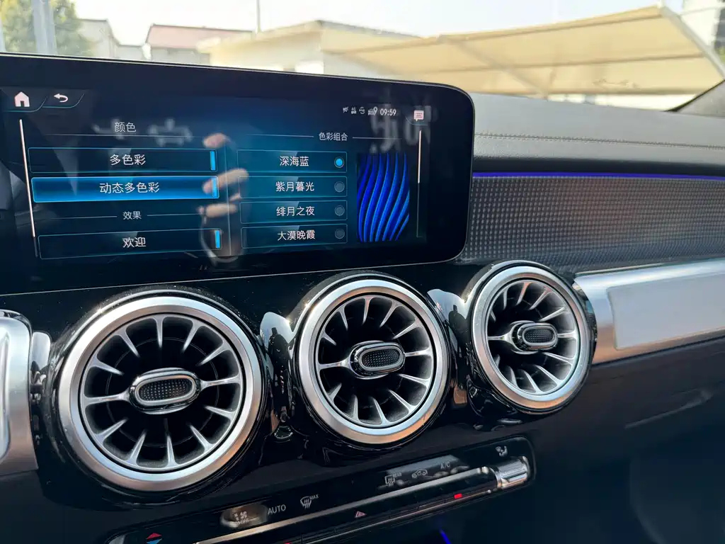MERCEDES BENZ GLB 2022