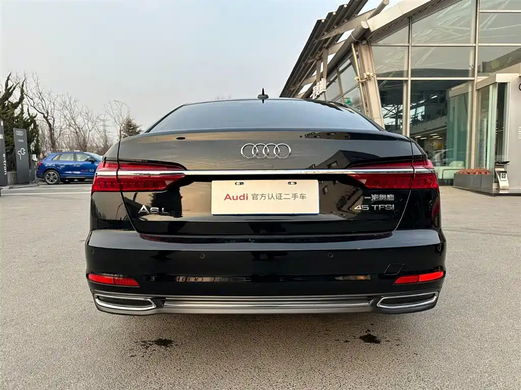 AUDI A6L 2019