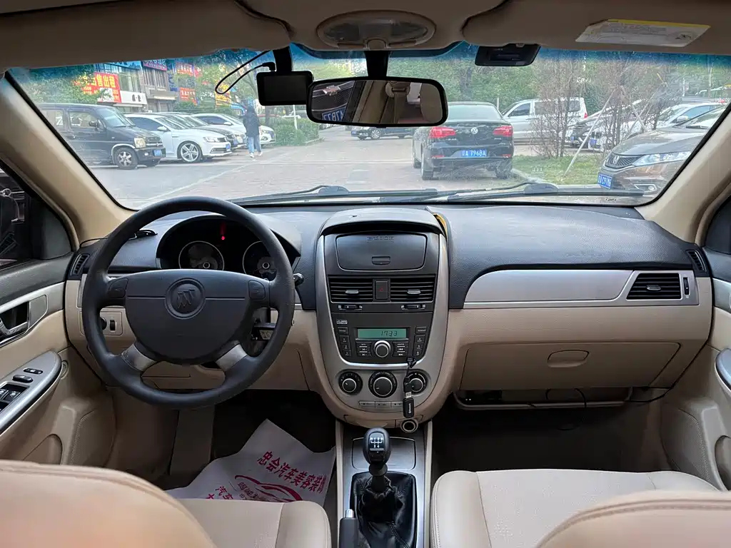 BUICK EXCELLE 2012