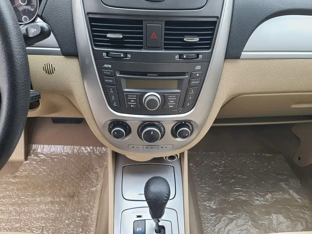 BUICK EXCELLE 2011
