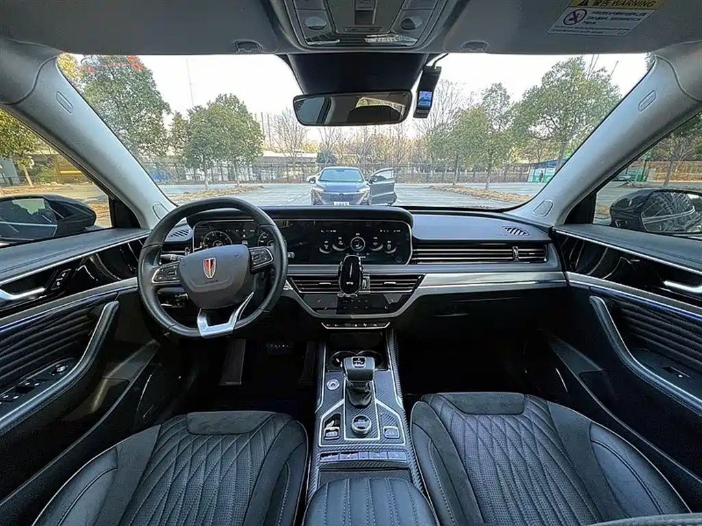 HONGQI HS5 2021