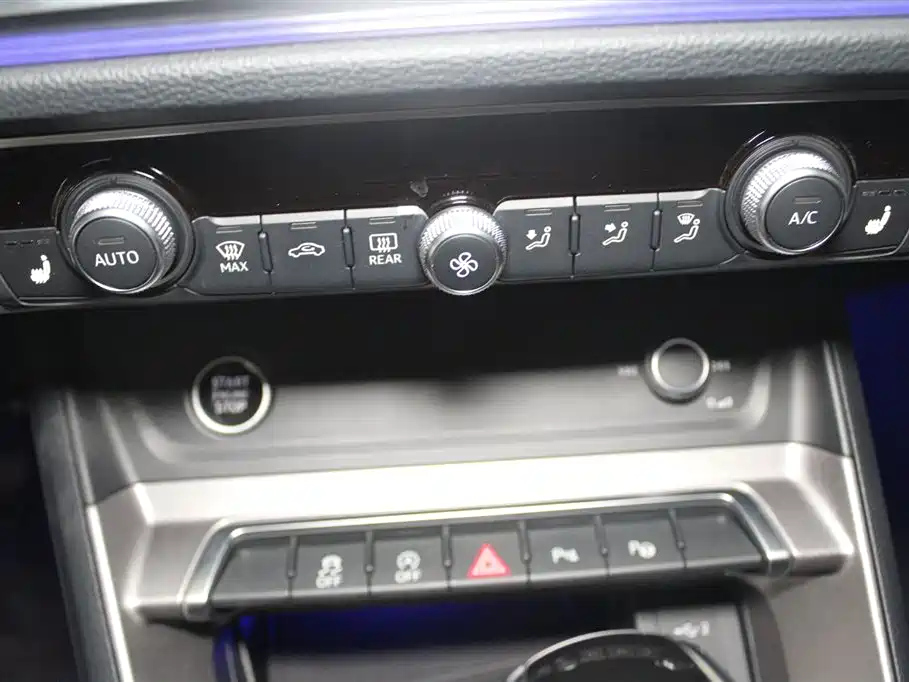 AUDI Q3 2023