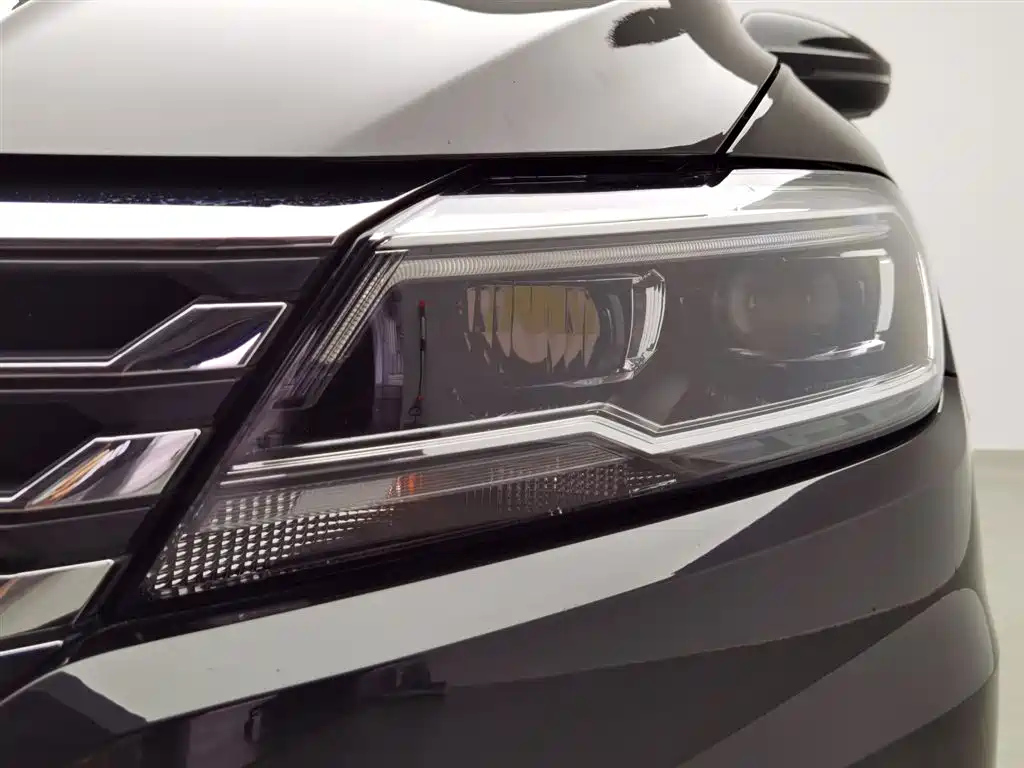 VOLKSWAGEN LAVIDA 2022