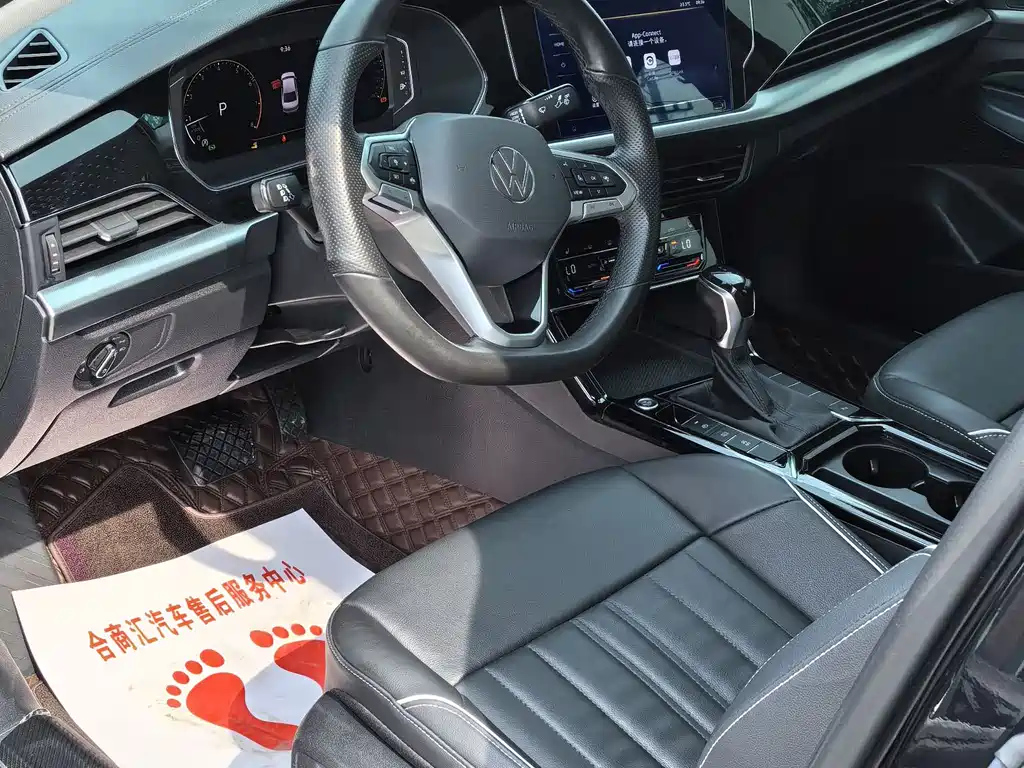 VOLKSWAGEN PASSAT 2022
