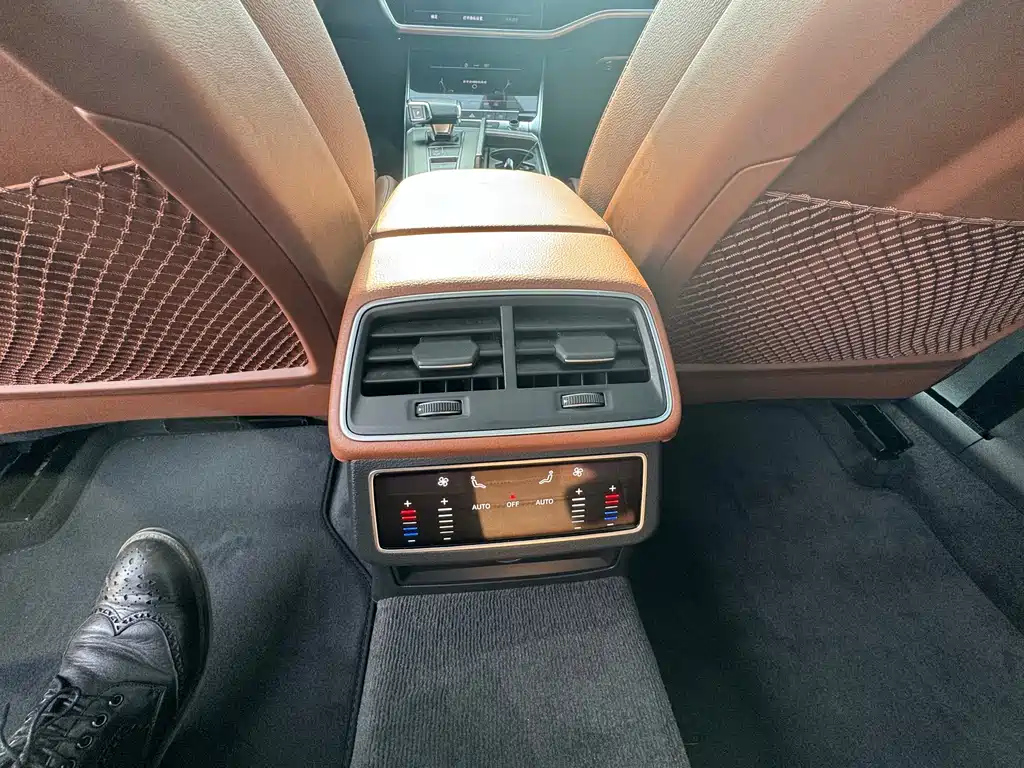 AUDI A6L 2022