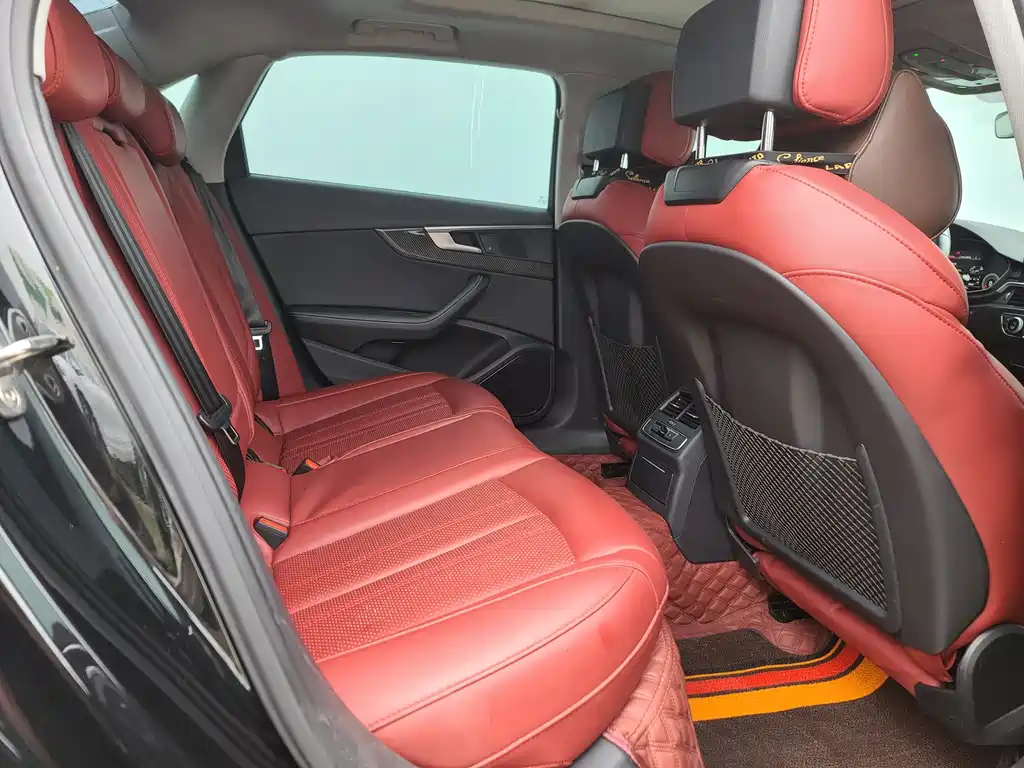 AUDI A4L 2022