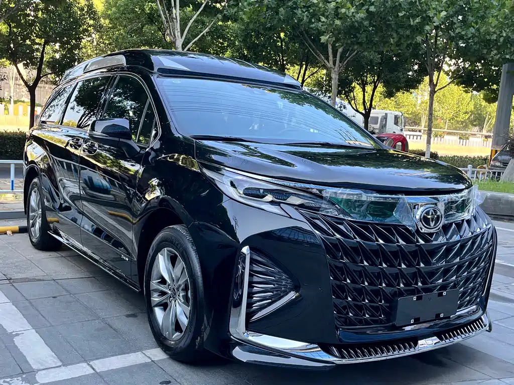 TOYOTA SIENNA SIENNA 2024