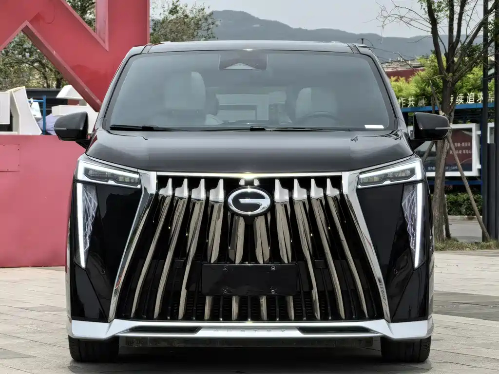 TRUMPCHI M8 2023