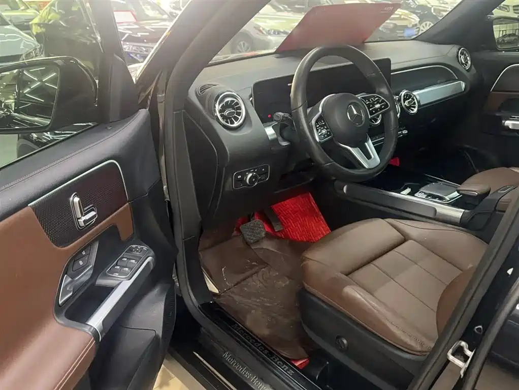 MERCEDES BENZ GLB 2020