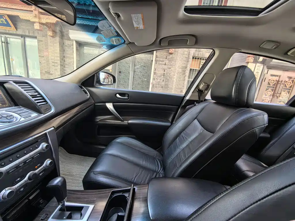 NISSAN TEANA 2012