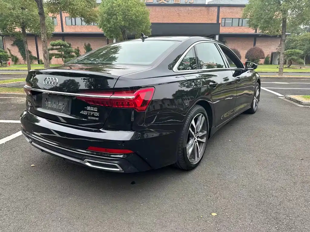 AUDI A6L 2022