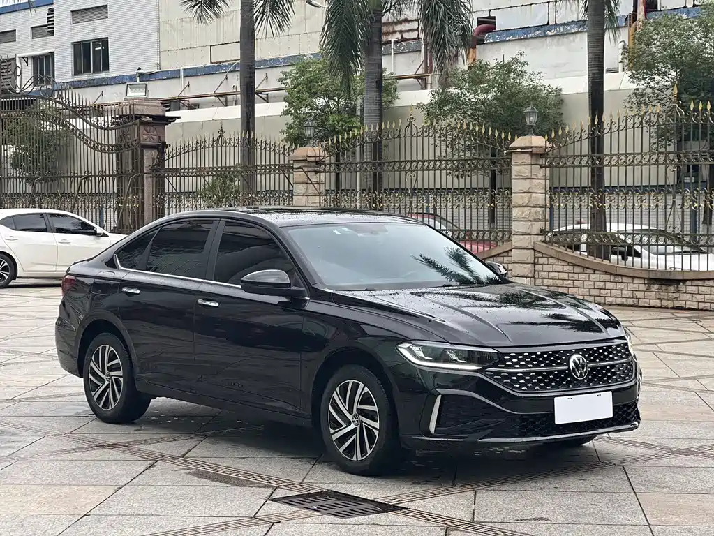 VOLKSWAGEN LAVIDA 2022